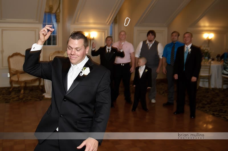 wedding garter toss