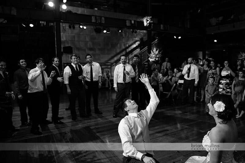 wedding garter toss