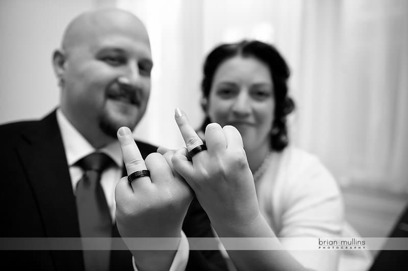 funny wedding ring photo