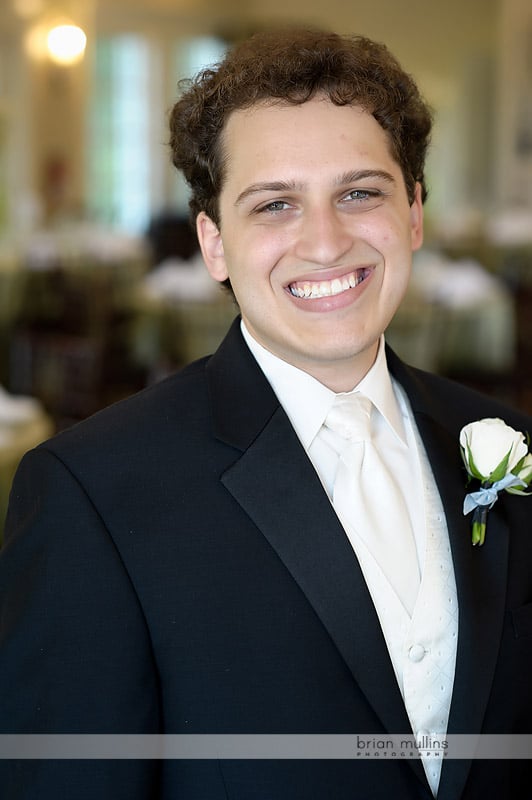 wedding day groom portrait