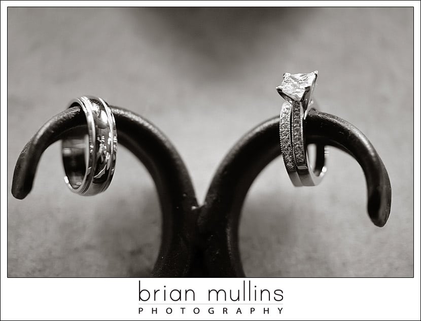 artistic wedding photographer - ring shots