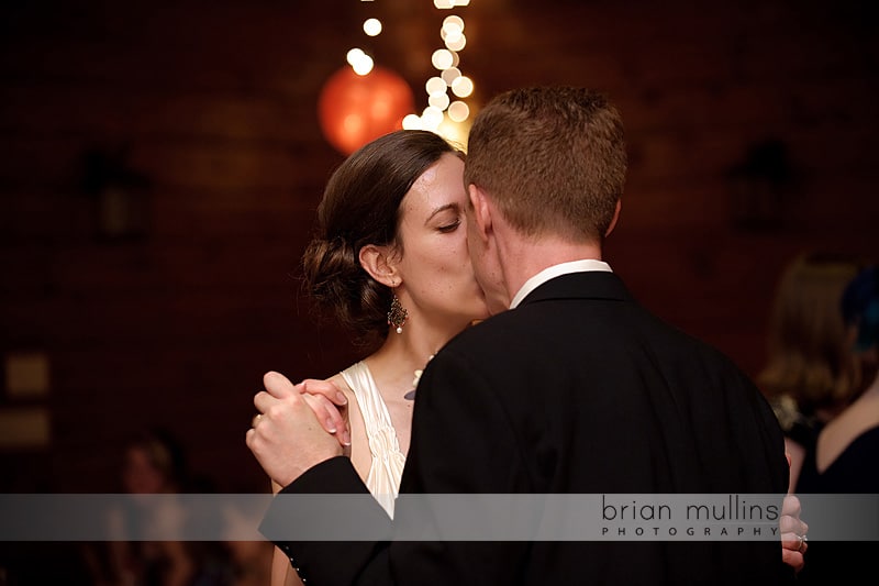 last dance at wedding reception