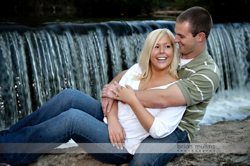 photos of a raleigh engagement session