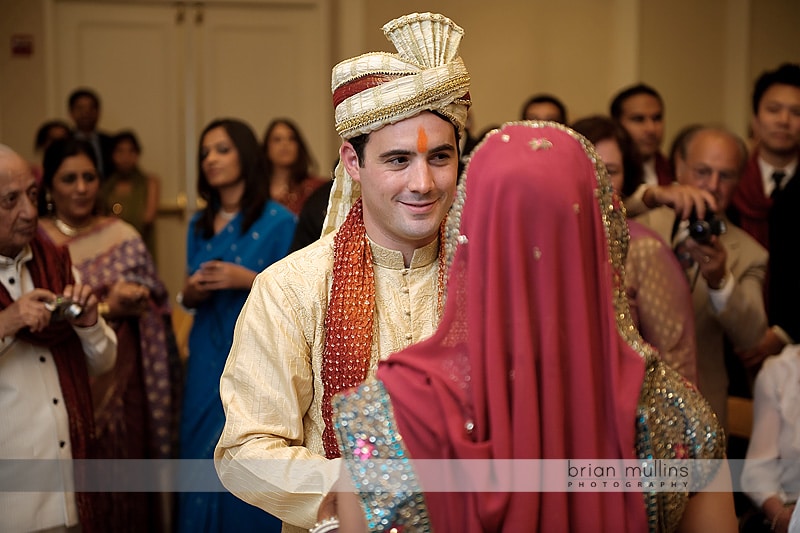 wreath exchange at indian wedding