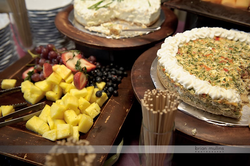 wedding cocktail hour hors d'oeuvres