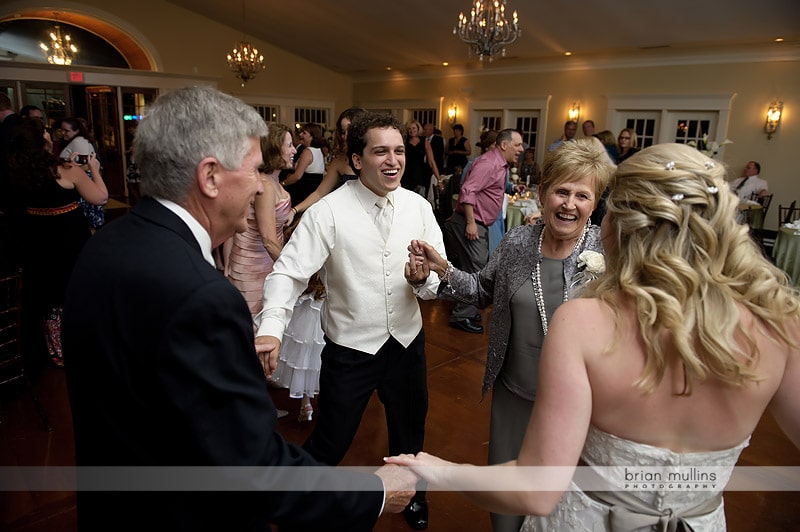 wedding reception dancing