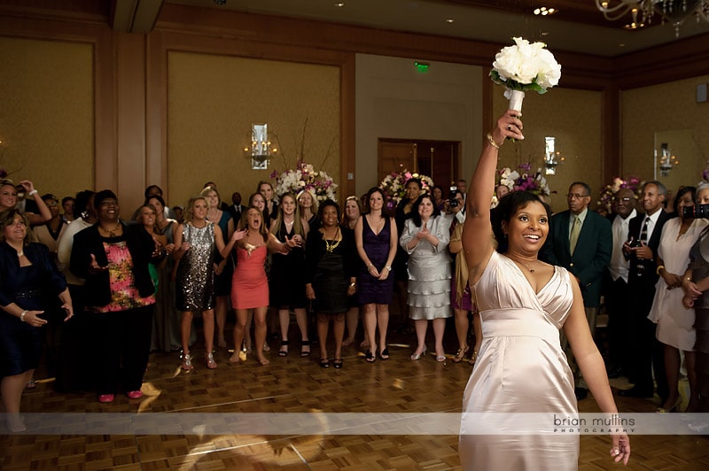 bouquet toss