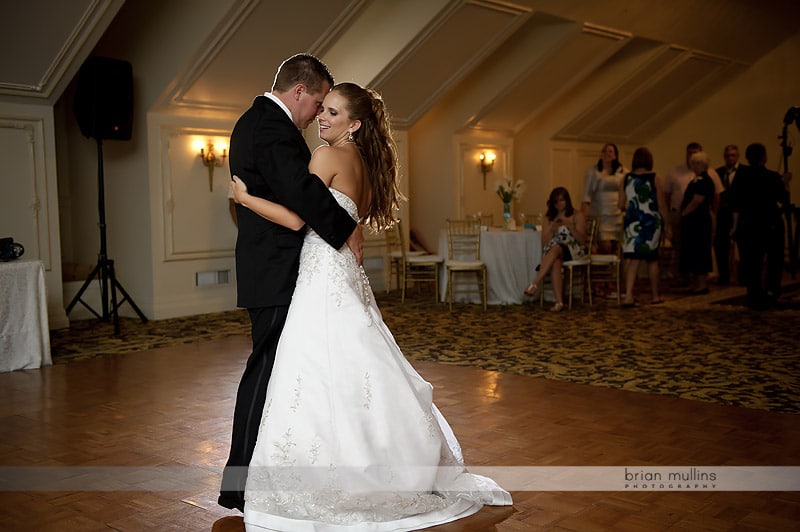 wedding reception dancing photo