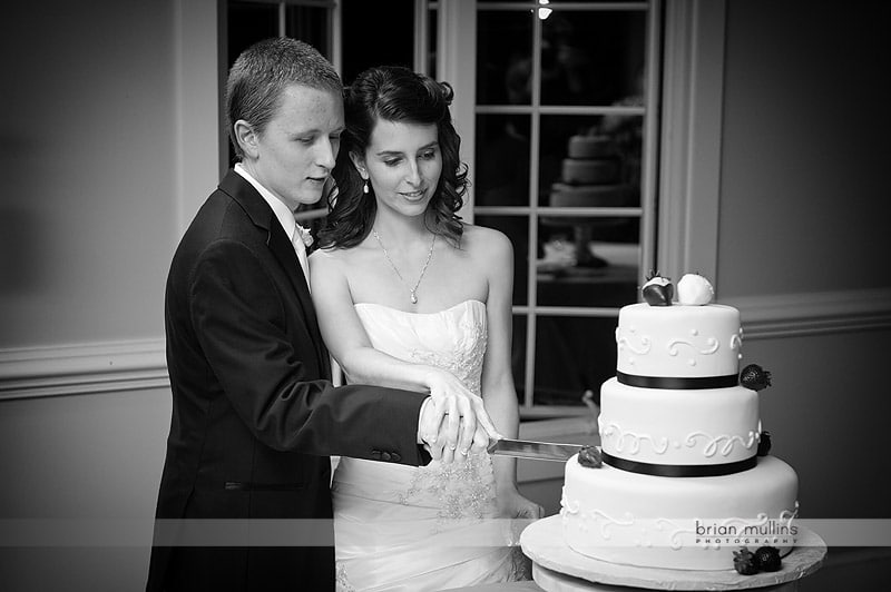 cake cutting photo