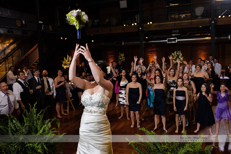 wedding bouquet toss