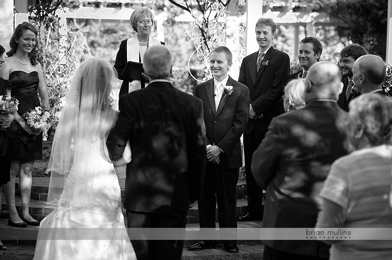 grooms sees bride for the first time