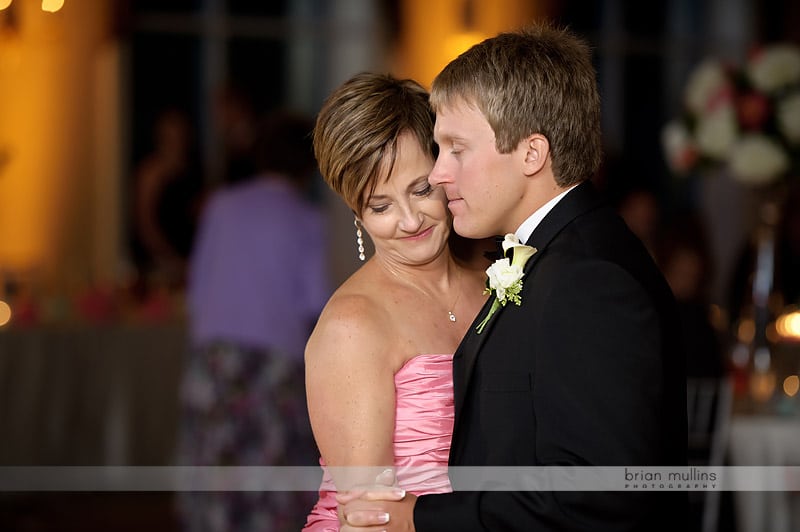 groom dancing with mother