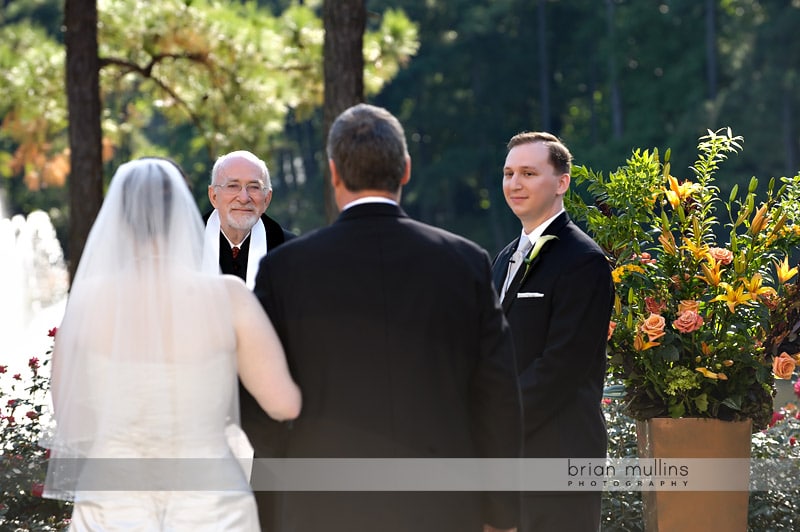 bride and groom see each other for the first time