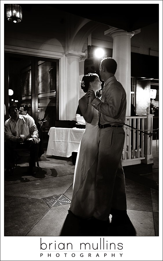 Wedding first dance photography