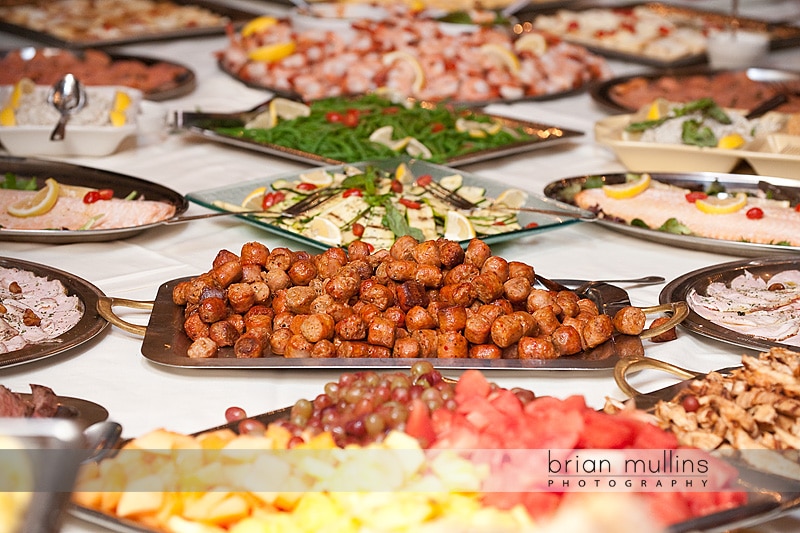 cafe luna catering at wedding reception