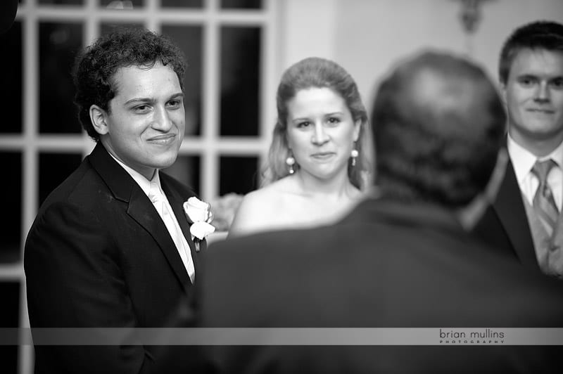 dad giving wedding toast